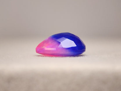 OPt-100　オパール(処理)　2.22ct
