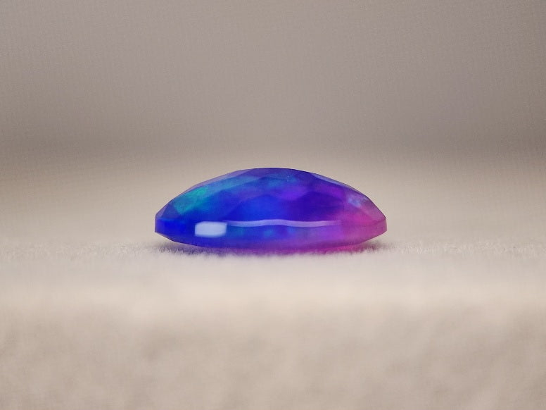 OPt-102　オパール(処理)　1.80ct