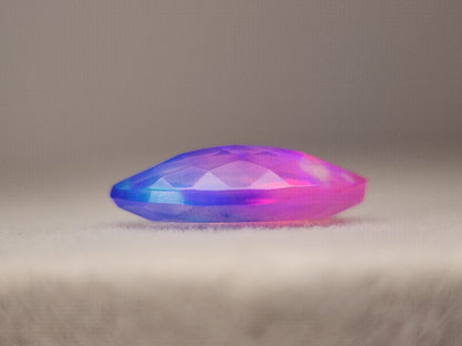 OPt-107　オパール(処理)　1.36ct