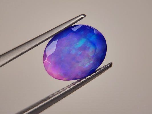 OPt-108　オパール(処理)※キズあり　1.34ct