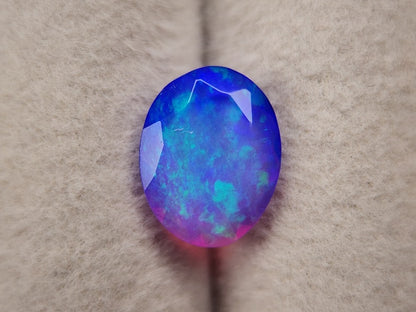 OPt-108　オパール(処理)※キズあり　1.34ct