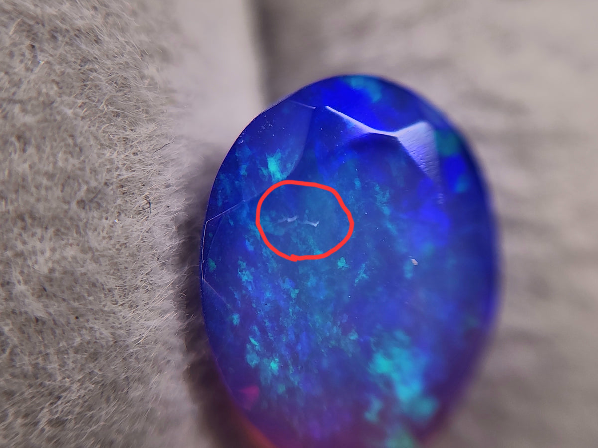 OPt-108　オパール(処理)※キズあり　1.34ct