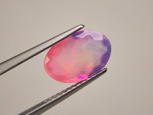 OPt-110　オパール(処理)　1.29ct