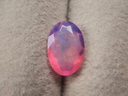 OPt-110　オパール(処理)　1.29ct