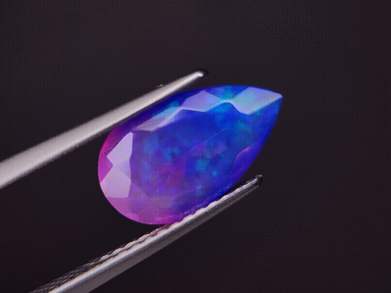 OPt-111　オパール(処理)　1.28ct
