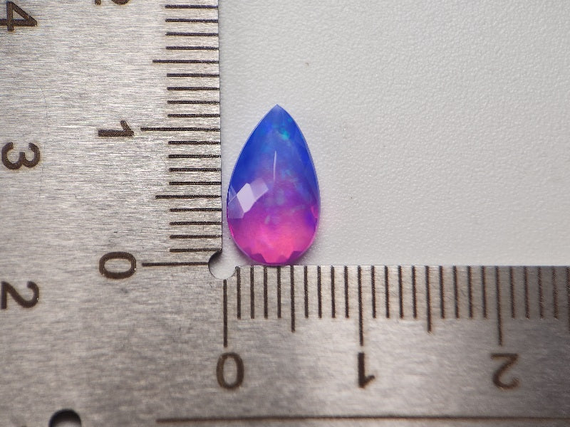 OPt-111　オパール(処理)　1.28ct