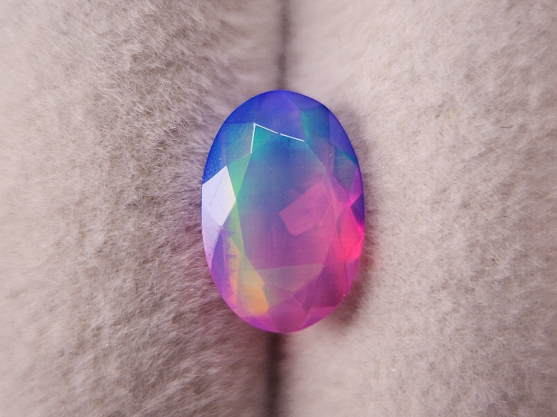OPt-114　オパール(処理)　1.11ct