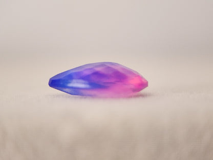 OPt-115　オパール(処理)　1.10ct