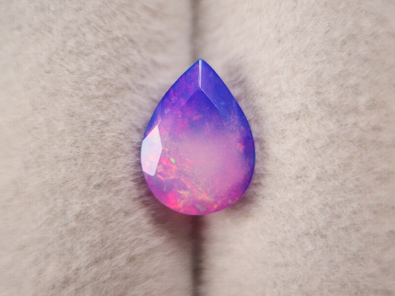 OPt-118　オパール(処理)　0.88ct