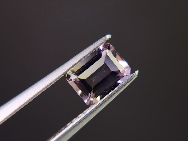 AMT-36　アメトリン　0.94ct