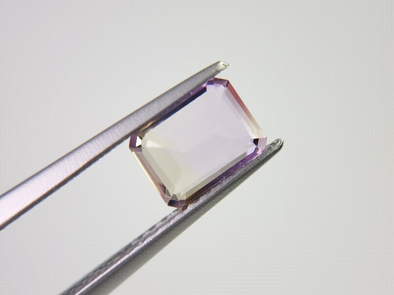AMT-36　アメトリン　0.94ct