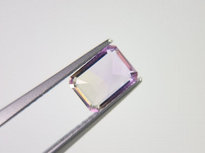 AMT-40　アメトリン　0.94ct