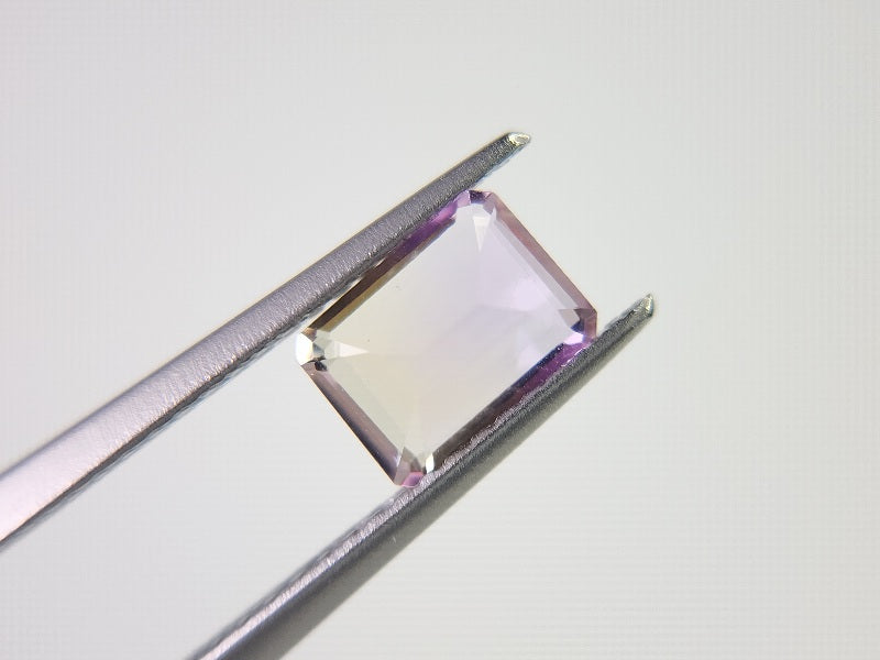 AMT-41　アメトリン　0.94ct