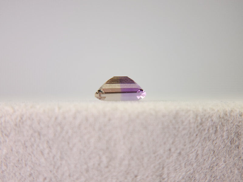 AMT-39　アメトリン　0.94ct