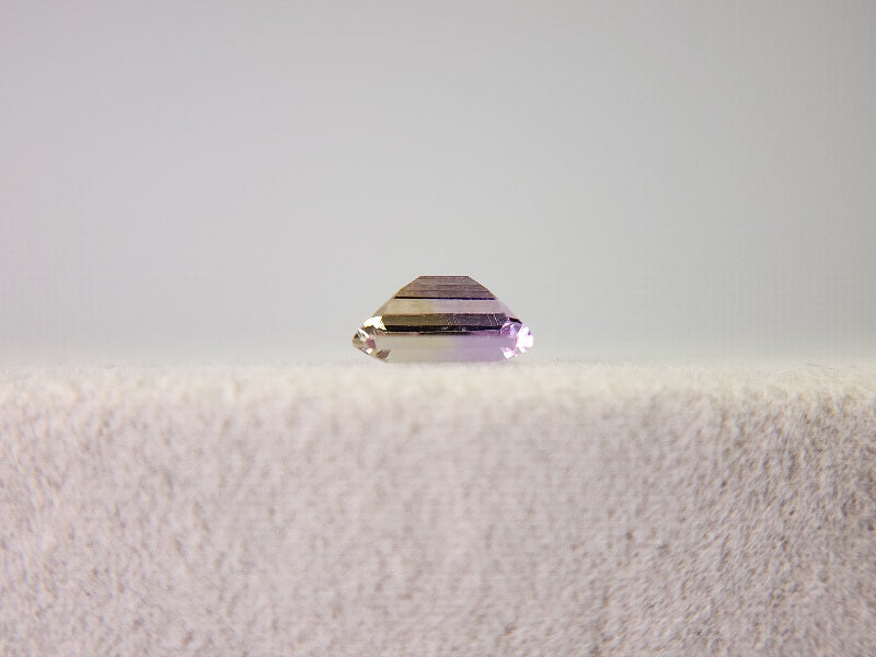 AMT-41　アメトリン　0.94ct