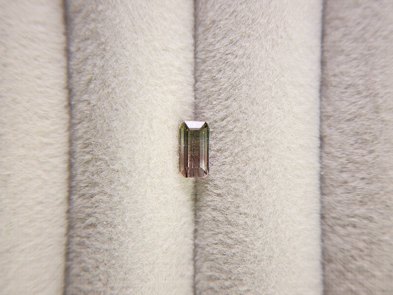 bcTRM-11　バイカラートルマリン　0.70ct