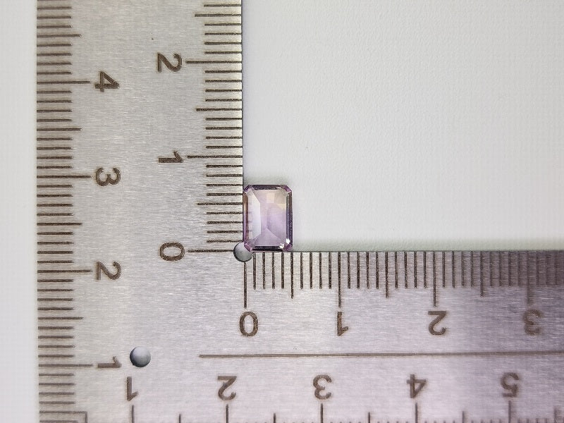 AMT-40　アメトリン　0.94ct