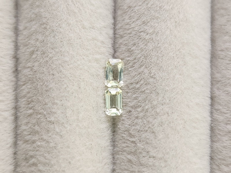 SET2-yeAP-24　イエローアパタイト2石セット　計0.38ct