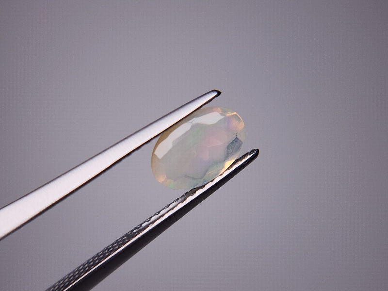 【500円均一】10/12新着！　オパール　0.68ct　6