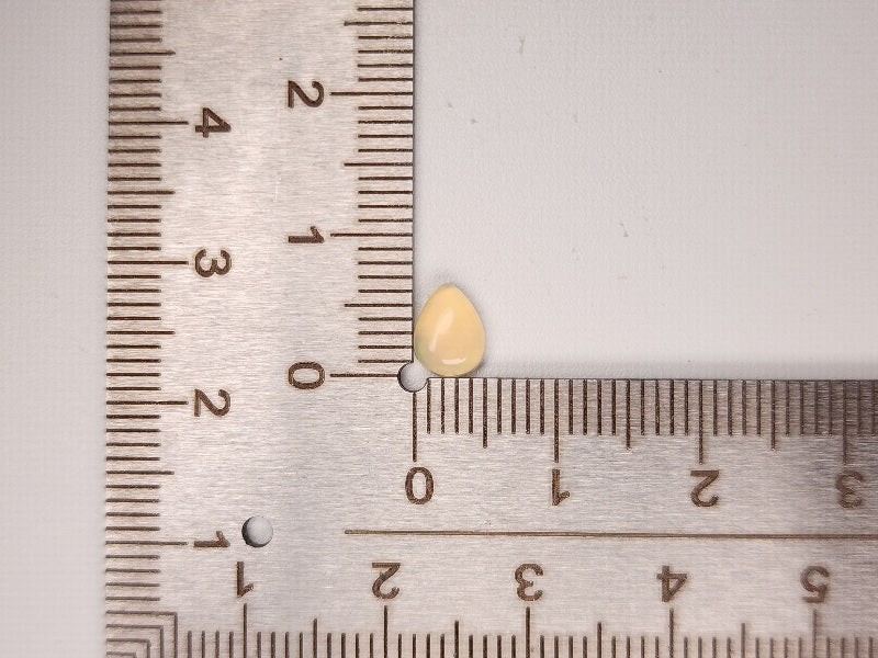 【500円均一】10/12新着！　オパール　0.47ct　7