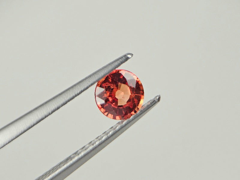 orSA-1　オレンジサファイア　0.67ct