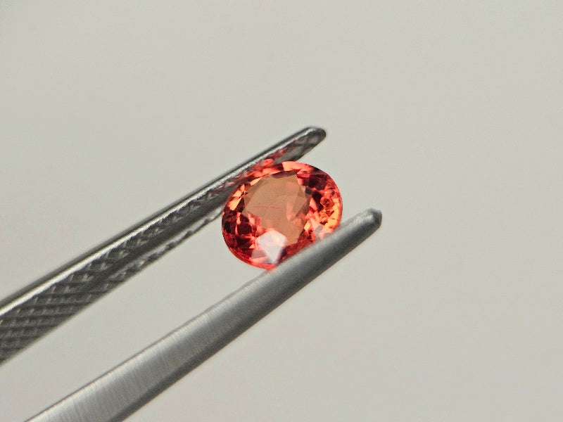 orSA-1　オレンジサファイア　0.67ct
