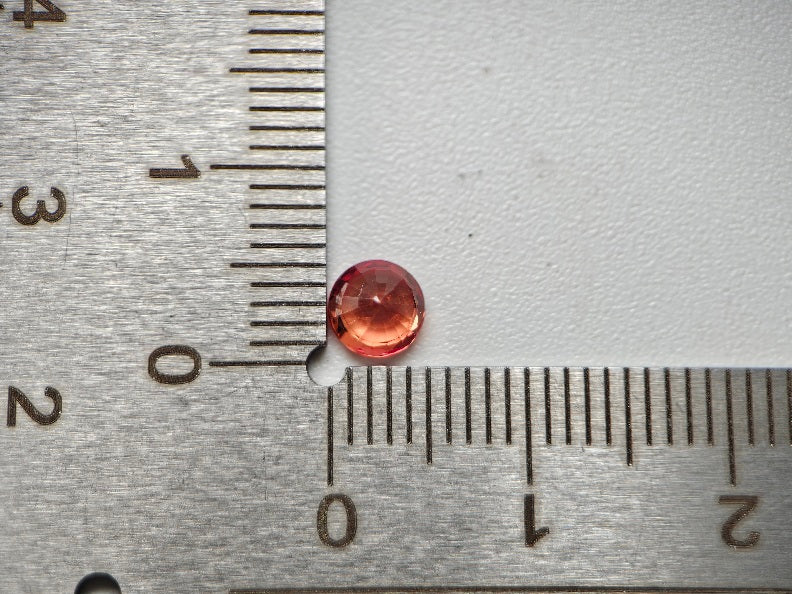 orSA-1　オレンジサファイア　0.67ct