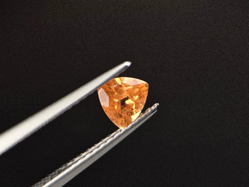 SPGA-38　スぺサルティンガーネット　0.62ct