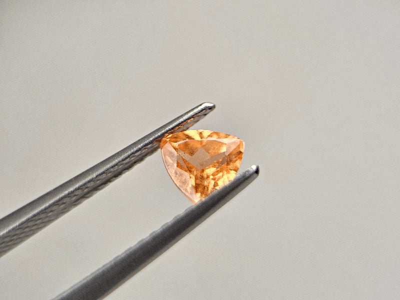 SPGA-38　スぺサルティンガーネット　0.62ct