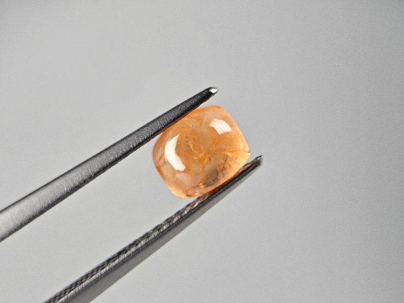 SPGA-13　スぺサルティンガーネット　1.35ct