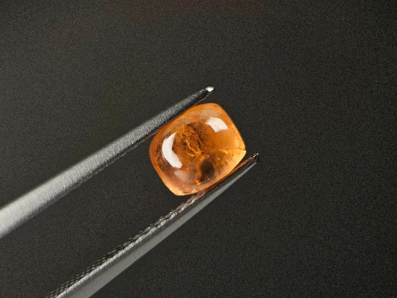 SPGA-13　スぺサルティンガーネット　1.35ct