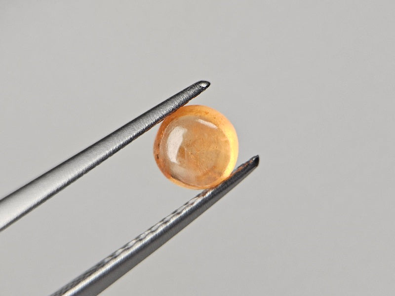 SPGA-24　スぺサルティンガーネット　0.83ct