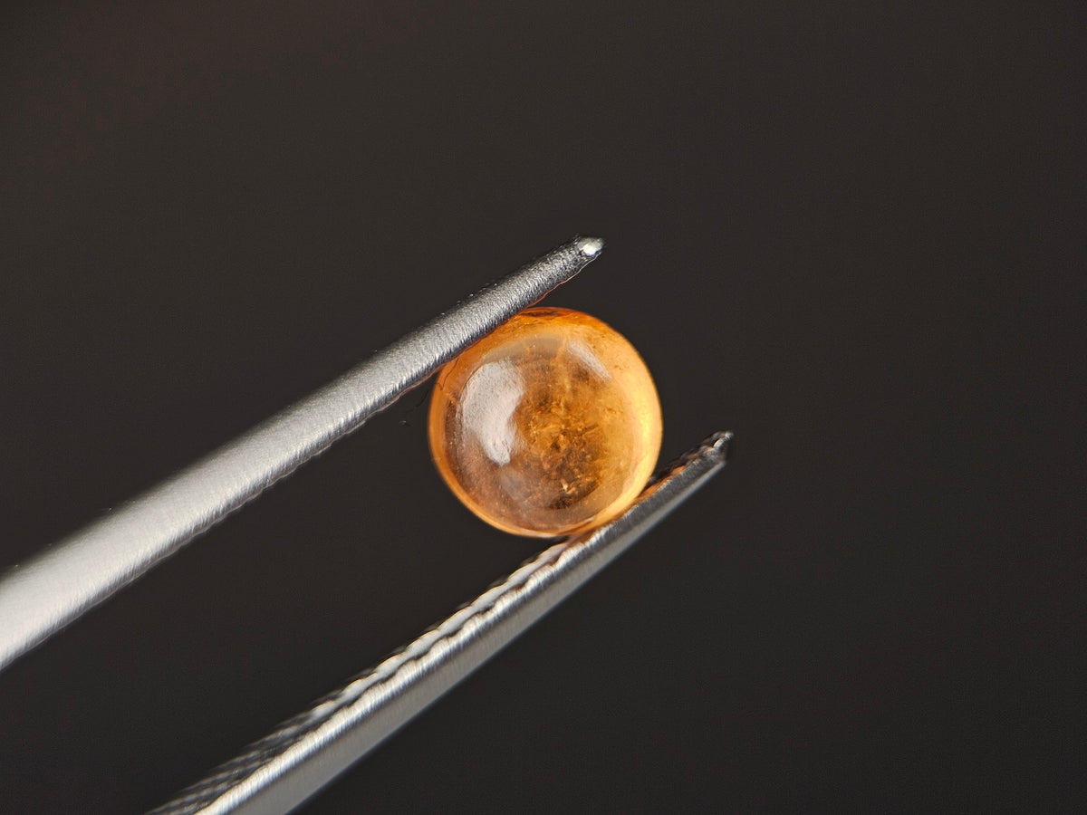 SPGA-25　スぺサルティンガーネット　0.83ct