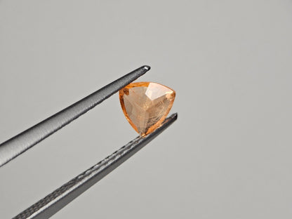 SPGA-38　スぺサルティンガーネット　0.62ct