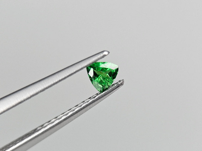 TSV-85　ツァボライト　0.15ct