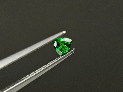 TSV-85　ツァボライト　0.15ct