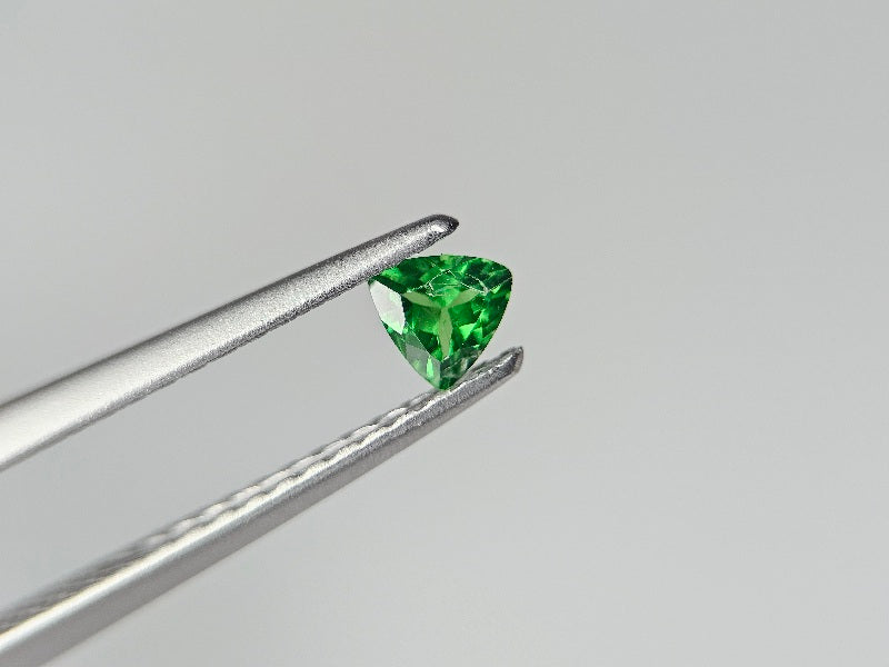 TSV-87　ツァボライト　0.15ct