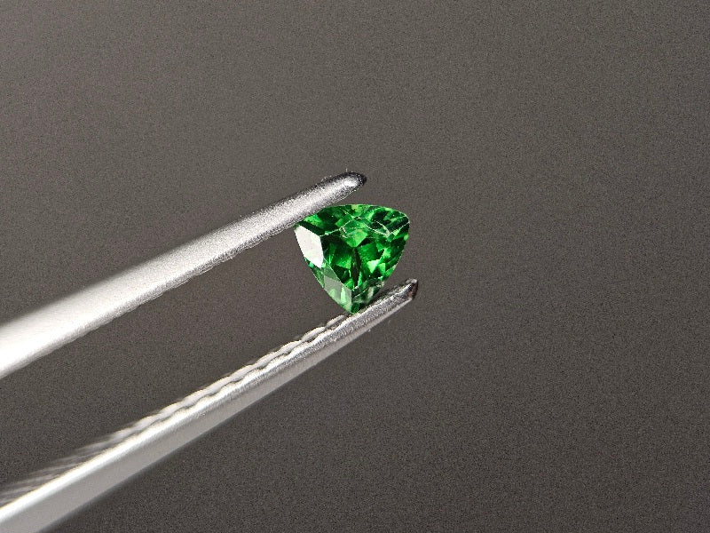 TSV-87　ツァボライト　0.15ct