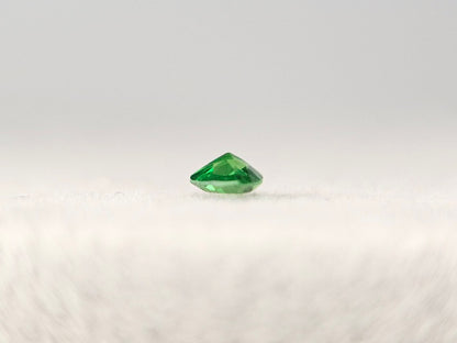 TSV-87　ツァボライト　0.15ct