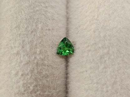 TSV-87　ツァボライト　0.15ct