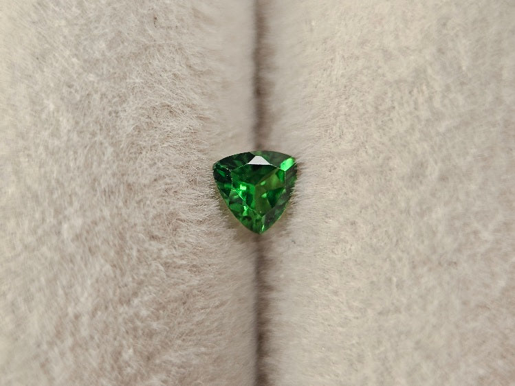 TSV-88　ツァボライト　0.14ct