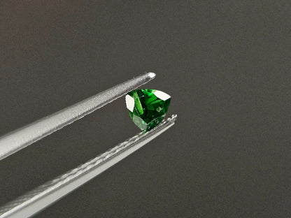 TSV-89　ツァボライト　0.13ct