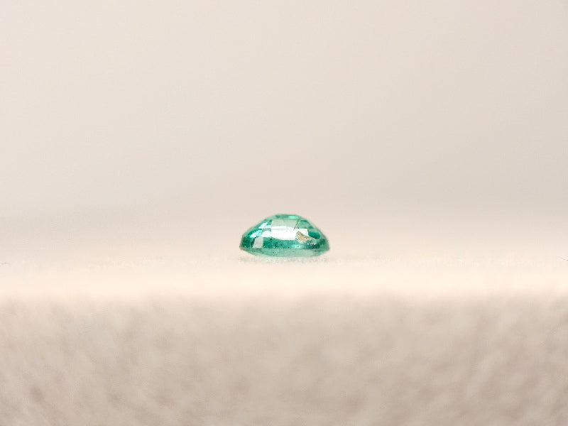 EM-29　エメラルド(ザンビア産)　0.24ct