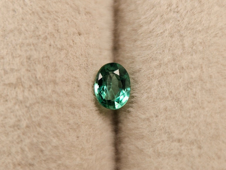 EM-30　エメラルド(ザンビア産)　0.22ct