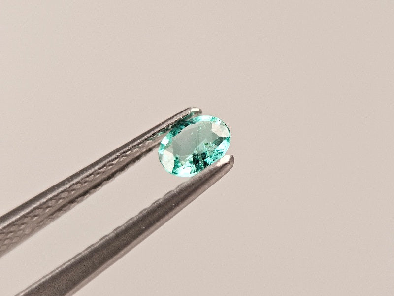 EM-33　エメラルド(ザンビア産)　0.17ct