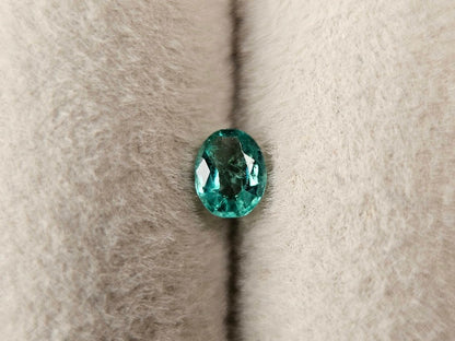 EM-33　エメラルド(ザンビア産)　0.17ct