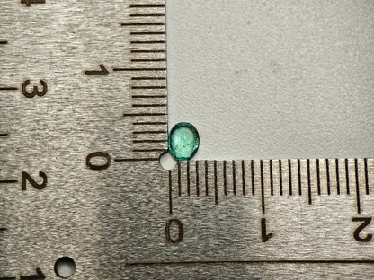 EM-33　エメラルド(ザンビア産)　0.17ct