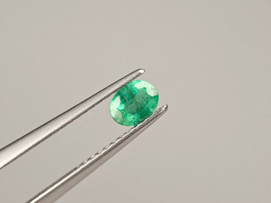 EM-34　エメラルド(ザンビア産)　0.32ct