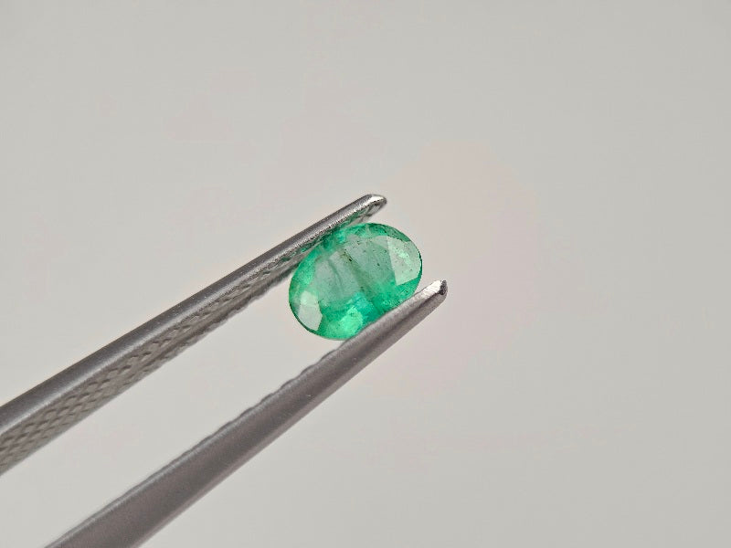 EM-34　エメラルド(ザンビア産)　0.32ct