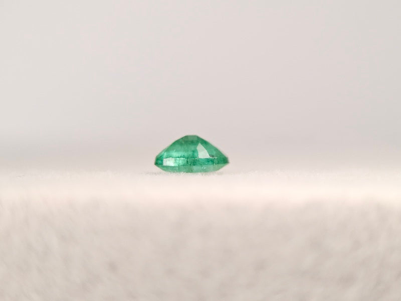 EM-34　エメラルド(ザンビア産)　0.32ct